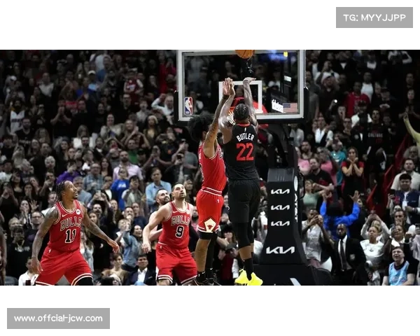 爵士与公牛战至双加时，乔治0.8秒三分准绝杀